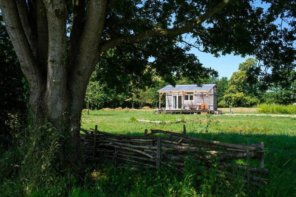 Tiny House Near The Mont-Saint-Michel Villa Ducey-Les Cheris Bagian luar foto